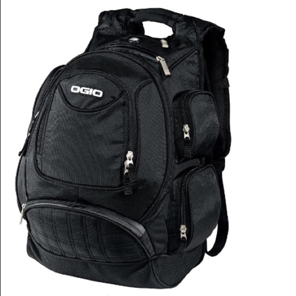 SOLD | Ogio | 17” laptop computer 💻 backpack